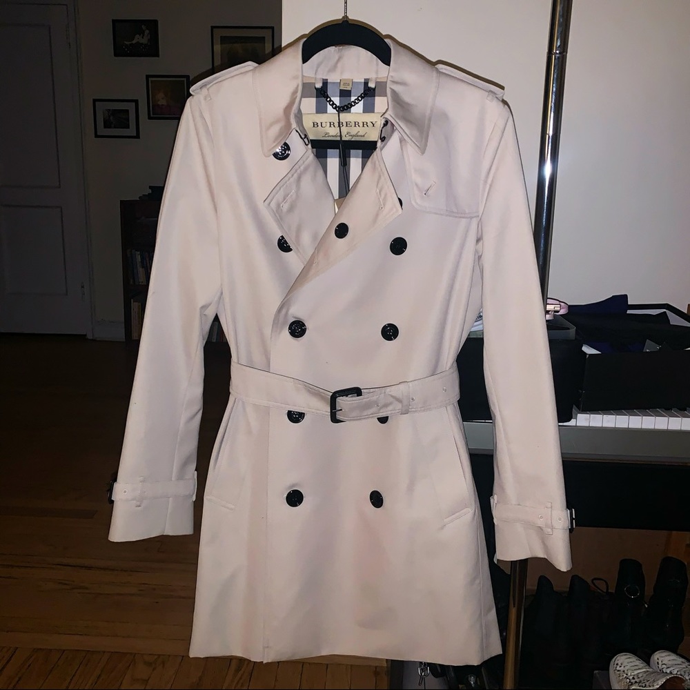 Burberry Harbourne Trench Coat